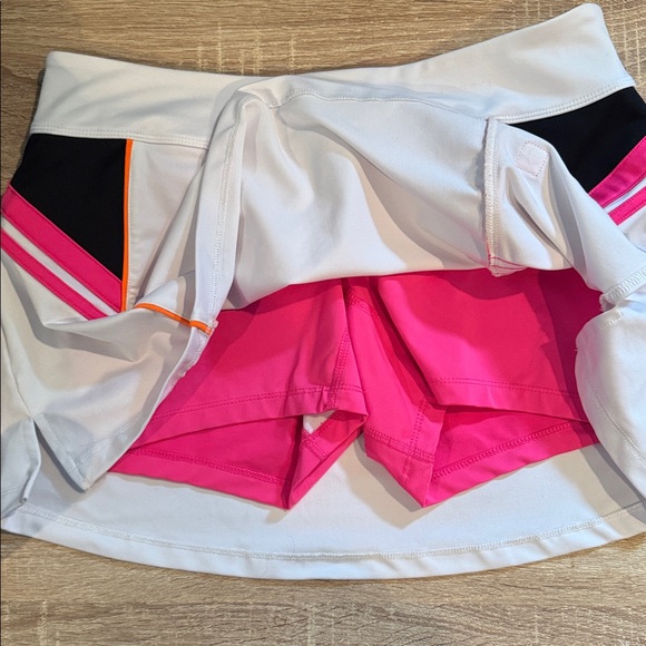 Fila Skort/Skirt - Picture 2 of 3